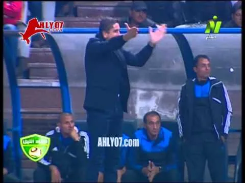 فيديو ـ ركلة جزاء أولى غير محتسبه للأهلي امام سموحة