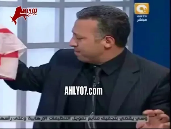 خناقة نارية مع محامي ضحايا التراس الزمالك بعد هجومه على وزير الداخلية