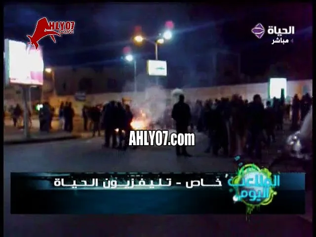 بعض مشاهد تخريب جمهور بورسعيد في 24 مارس 2012