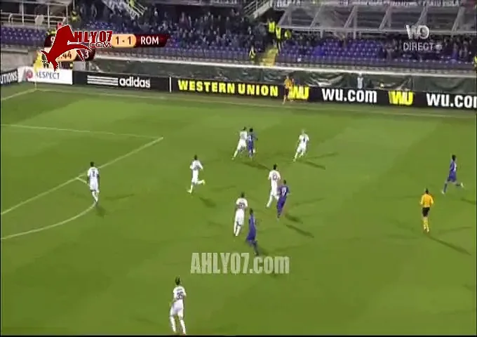 محمد صلاح يعترض على حكم لقاء روما