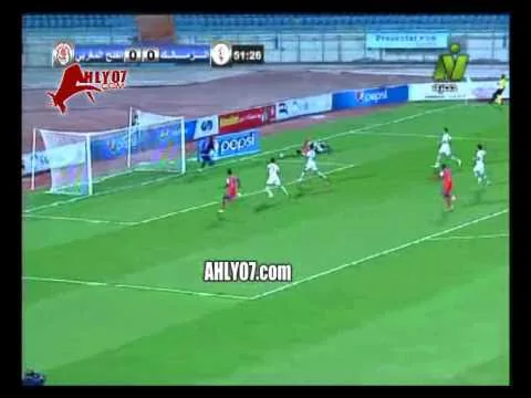كرة في العارضة وضربة جزاء غير محتسبة للفتح امام الزمالك
