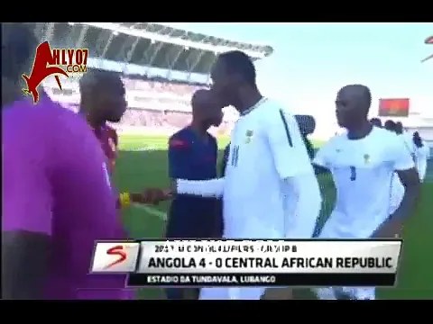 شاهد هدف جيلبرتو مع أنجولا في تصفيات افريقيا 2015 والاحتفال الغريب الكوميدي