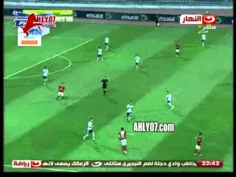 شاهد كوميديا حسن شحاته وابنه الزمالك خسر امام الأهلي لانه لعب مع النصر بدري