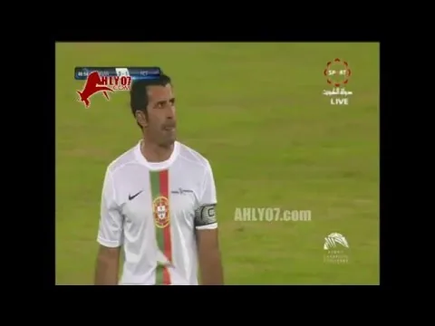 شاهد تريكة يهدي لويس فيجو انفراد في مباراة نجوم العالم