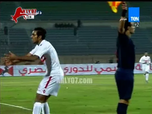شاهد لاعبو الزمالك يرفضون اخراج الكرة ولاعب مصاب من الجيش بكل روح رياضية