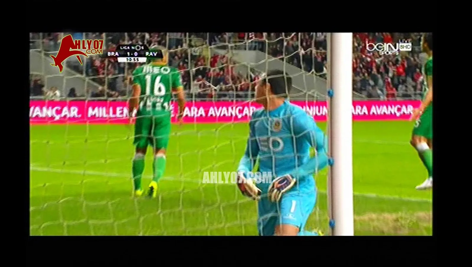 شاهد هدفي كوكا مع فريقه براجا في شباك آفي ويرفض الاحتفال في الدوري البرتغالي