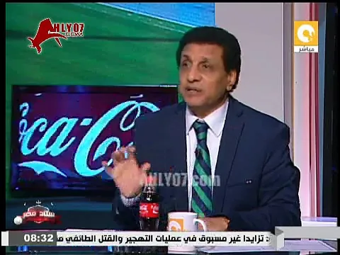 شاهد فاروق جعفر يفتح النار الزمالك فيه حاجه غلط وميدو مبيعرفش يقرا ويحط تشكيل الشرطة