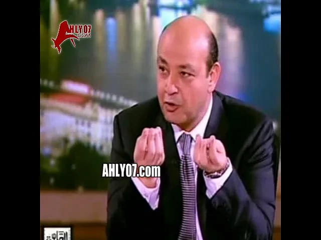 مسخره تقسيمة عمرو أديب وميدو على قفا مرتضى منصور والبول الحراق من الوايت نايتس