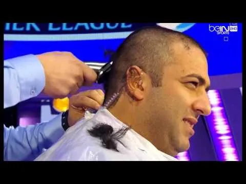 شاهد الفيديو الكامل لحلاقة ميدو شعره من البداية للنهاية في ستوديو بي ان سبورت على الهواء