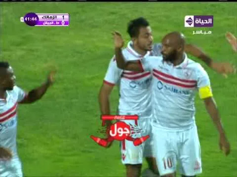 مسخرة شاهد مايوكا الزمالك اندمج وكاد يسجد في الملعب ثم تذكر انه غير مسلم