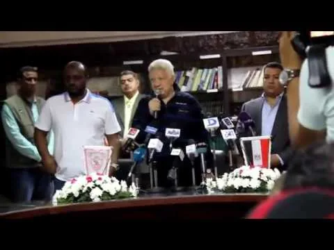 شاهد مرتضى منصور يعلن الصفح عن الالتراس وعدم اعتبارهم اخوان وارهابيين بشرط ان يعتذروا له