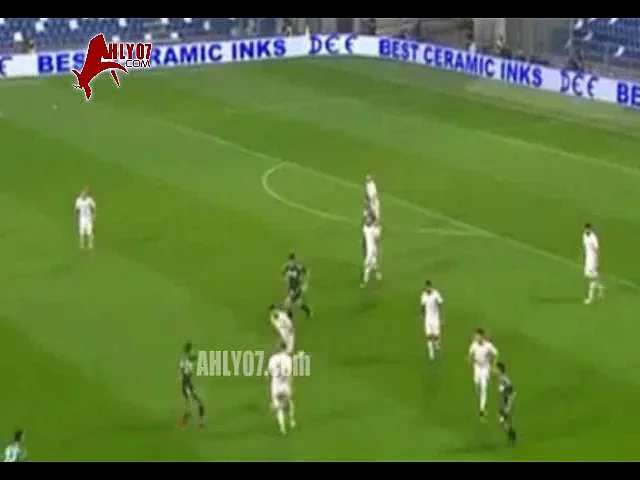 شاهد محمد صلاح يهدر انفراد من منتصف الملعب بحارس ساسولو بطريقة ولا اغرب