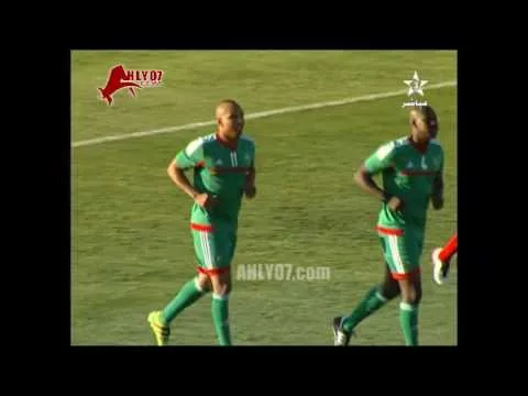 شاهد ابو تريكة يصنع الهدف الاول في مباراة نجوم العالم ونجوم افريقيا بالمسيرة الخضراء بالمغرب 6 نوفمبر 2016