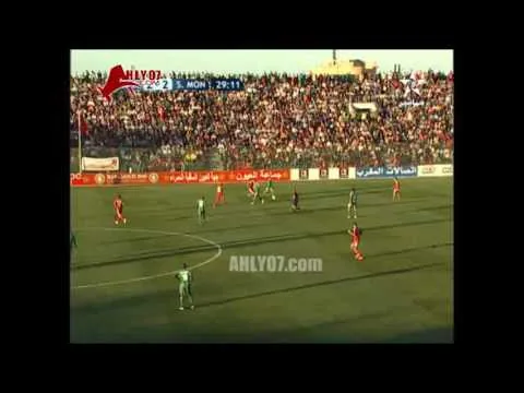 شاهد للمرة الثانية محمد أبو تريكة يتلاعب بلاعب منتخب نجوم العالم  بالمسيرة الخضراء 6 نوفمبر 2016