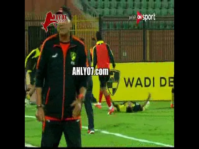 شاهد لاعب وادي دجلة يقصف جبهات نادي الزمالك احنا خسرنا نقطتين قدام الزمالك وبالتحكيم احنا زعلانين عالنتيجة