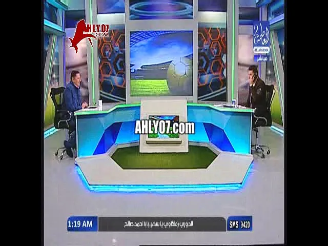 شاهد خالد الغندور يقوم بفعل غريب على الهوا في برنامجه مسخرة