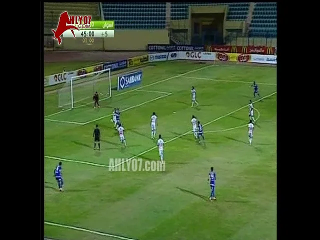 شاهد ضربتين جزاء لأسوان لم يحتسبا أمام الزمالك و الحكم سمير محمود عثمان
