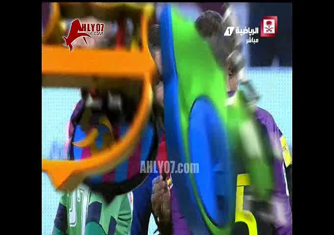 شاهد جميع أهداف برشلونة 5 أهلي جده 3 في لقاء ودي في قطر