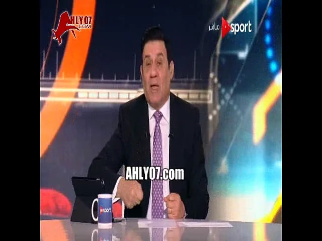 شاهد مدحت شلبي في وصلة ردح نارية لشوبير اسود  ومعندكش ثقافه وتافه وبتهلفط وكداب