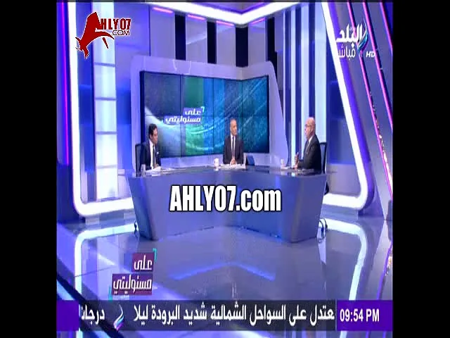 لواء شرطة ابو تريكة ارهابي وخبيث كان يحصل على ضربات جزاء غير صحيحة وتسبب في مجزرة بورسعيد
