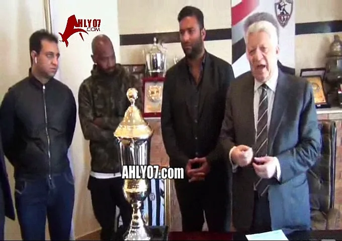شاهد عنصرية مرتضى منصور وسخرية هنجوز شيكابالا واحدة بيضا ونغمقهالك مش شرط سوده واخت مايوكا تخينه