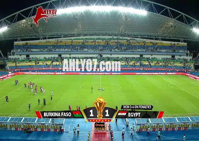 شاهد لقطات لأول مرة تذاع تلفزيونيا فرحة عارمة لمصر وبكاء وعويل لبوركينا ودراما تقطع القلوب متناقضة