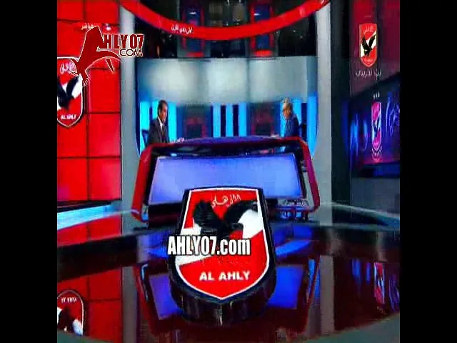 شاهد وصلة نارية من برنامج ملك وكتابة لعضو مجلس ادارة الزمالك وافريقيا يا زمالك هنجت