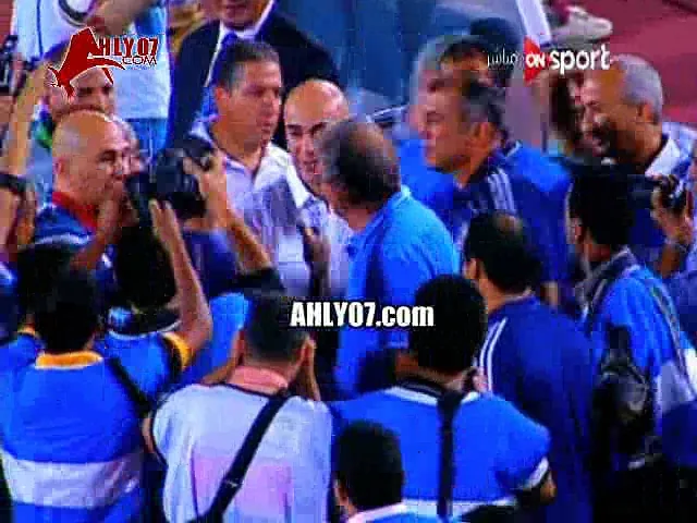 شاهد رد فعل مدحت شلبي الناري والعنيف بعد اعلان مانويل جوزيه اعتزاله