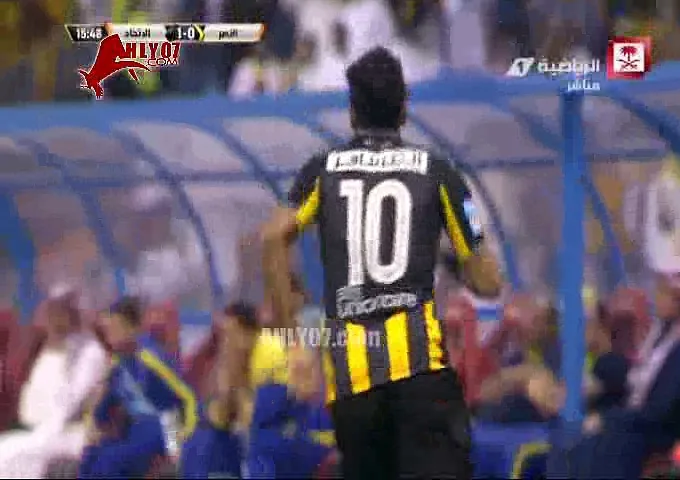 شاهد محمود كهربا يسجل الهدف الأول لاتحاد جده في نهائي كأس ولي العهد بالسعوديه امام النصر