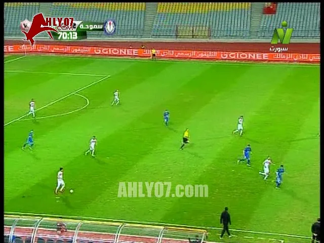 شاهد بكل روح رياضية لاعبو الزمالك يرفضون اخراج الكرة لعلاج لاعب سموحة ويرفضون اعادة الكرة للمنافس بعد التماس في قمة الفير بلاي