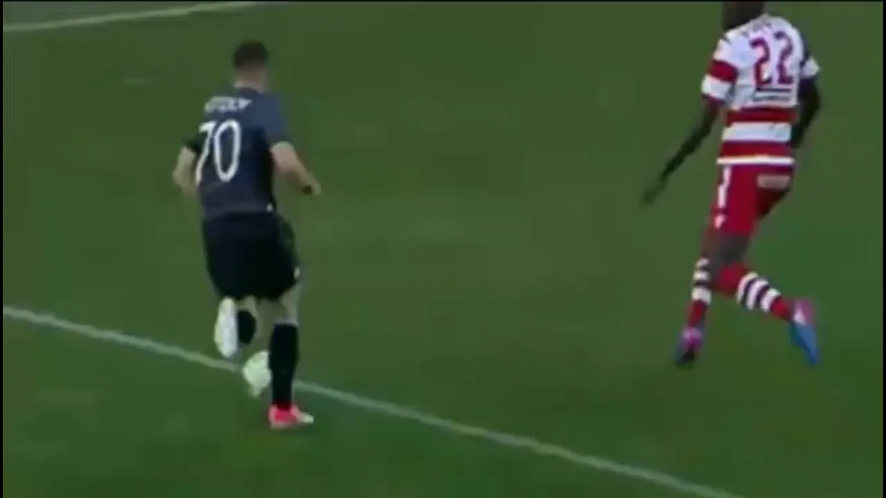 شاهد عمرو وردة يتقدم بهدف لباوك على بلاتنياس في الدوري اليوناني ويحرز أسرع هدف له