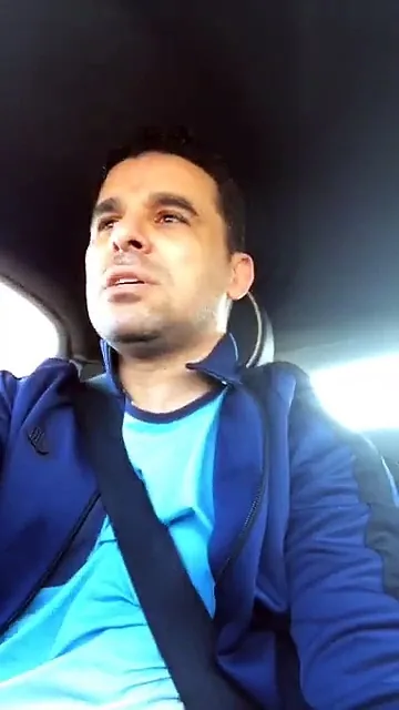 شاهد خالد الغندور من سيارته على الهواء يفتح النار على شوبير و مدحت شلبي انتوا غيرانين وخليكوا في حالكوا