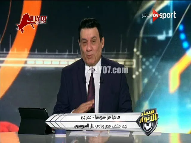 شاهد مسخرة السنين مدحت شلبي يسخر ويقلد باسم مرسي مش متابع مع عمر جابر