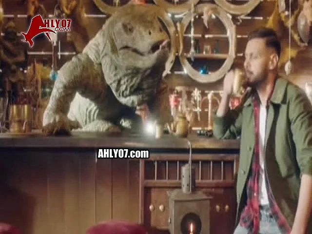 شاهد رد فعل رمضان صبحي اثناء تعرضه للمقلب وضرب البنت بعد اكتشافه مسخره في رامز تحت الارض