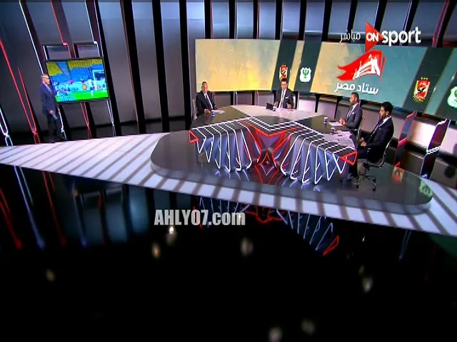 عاجل الاهلي يقرر توقيع عقوبة مادية كبيرة على حسام غالي بعد سلوك سيء في المباراة الاخيرة واشتباك مع البدري