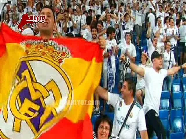 شاهد هدف ريال مدريد الأول بتعليق مدحت شلبي مسخرة اسينسيو الجبار والحلة فوق النار في برشلونة زباين 1-0 16 اغسطس 2017 سوبر كلاسيكو