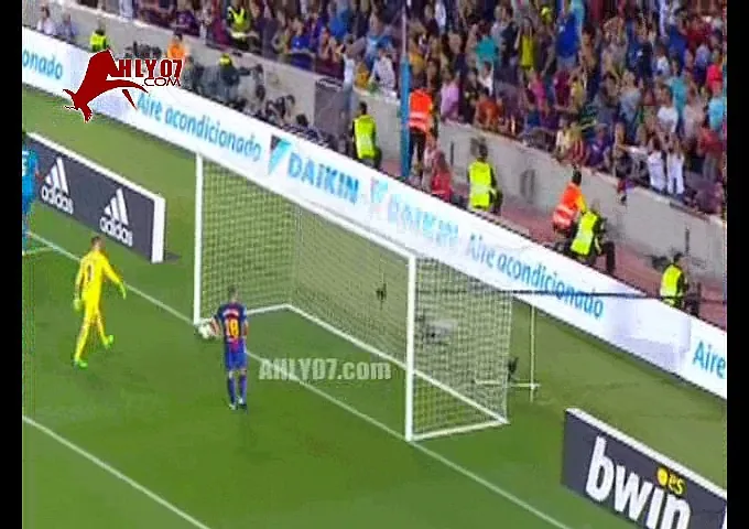 شاهد هدف ريال مدريد الأول بتعليق مدحت شلبي في برشلونة 1-0 كلاسيكو السوبر الاسباني