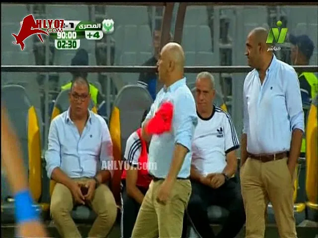 عاجل شاهد حسام حسن وابراهيم حسن يشعلان جمهور الزمالك بإشارات حمراء متنكرين بأنهم ليسوا زمالكاوية