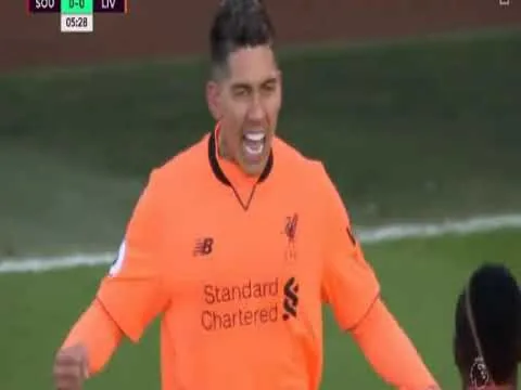 شاهد العالمي محمد صلاح يصنع الهدف الأول لليفربول ببراعة في شباك ساوثهامبتون بالدوري الانجليزي